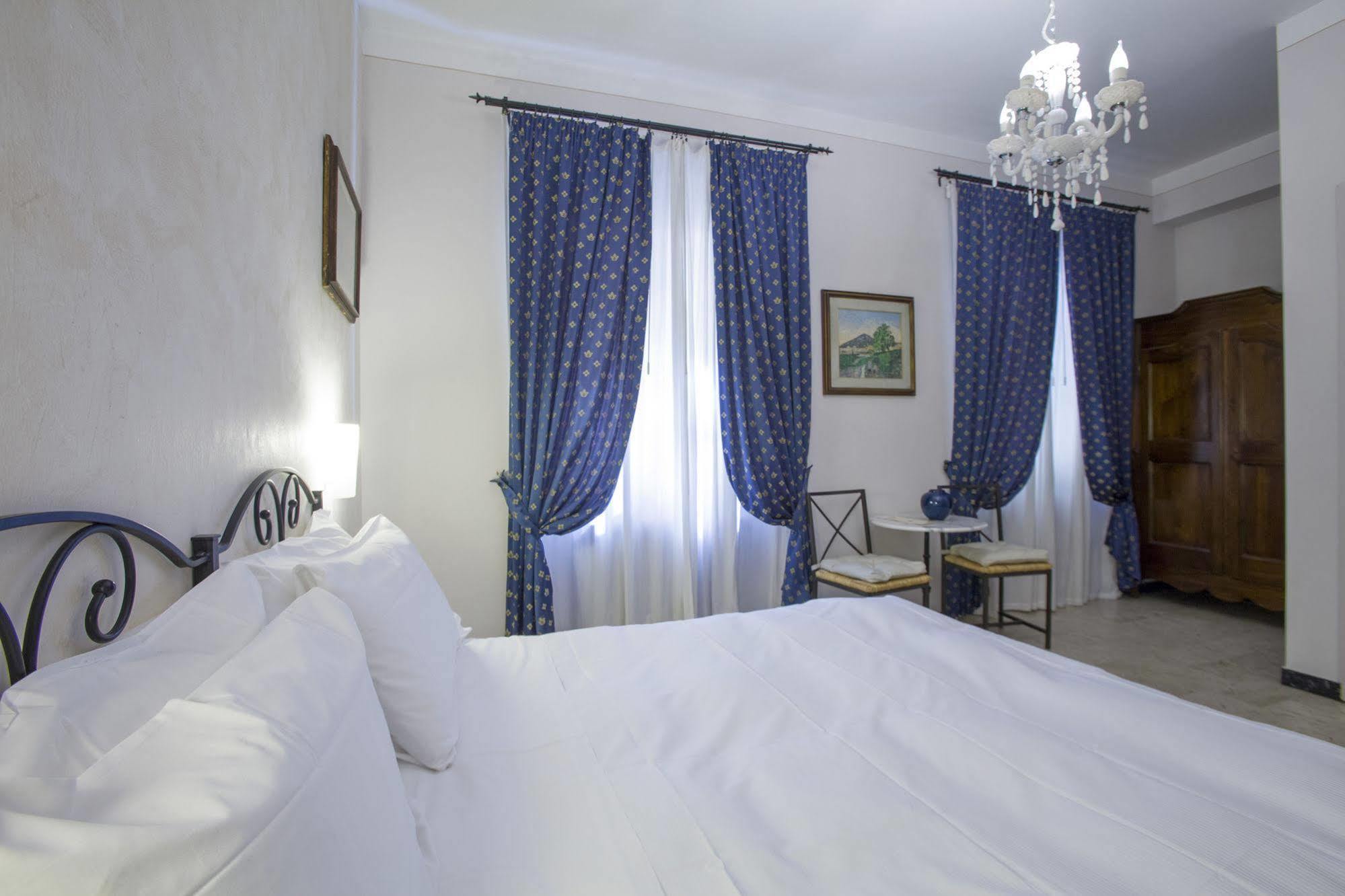 Badia Fiorentina Bed and breakfast 3*